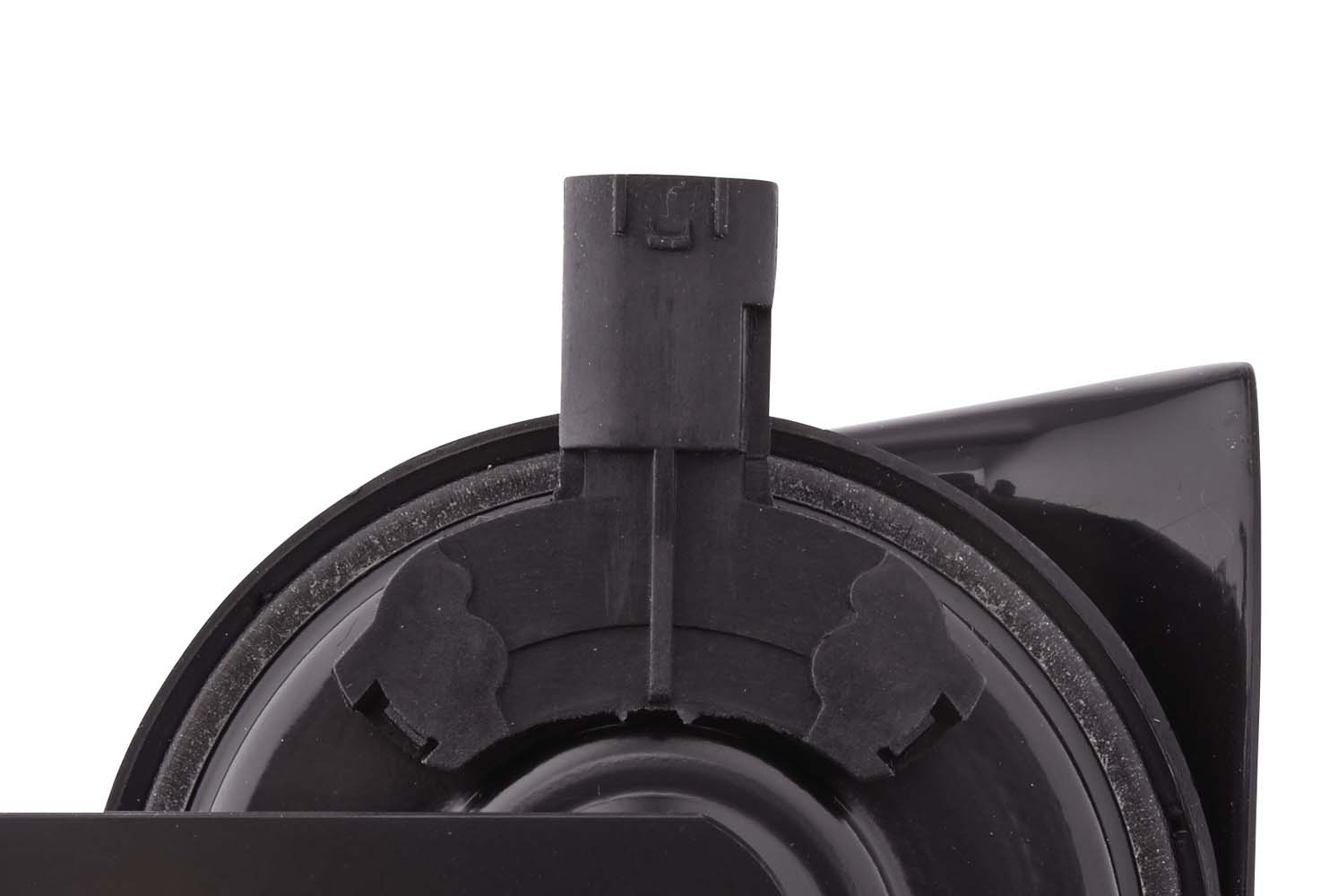 Hella Luchthoorn  3FH 012 010-051