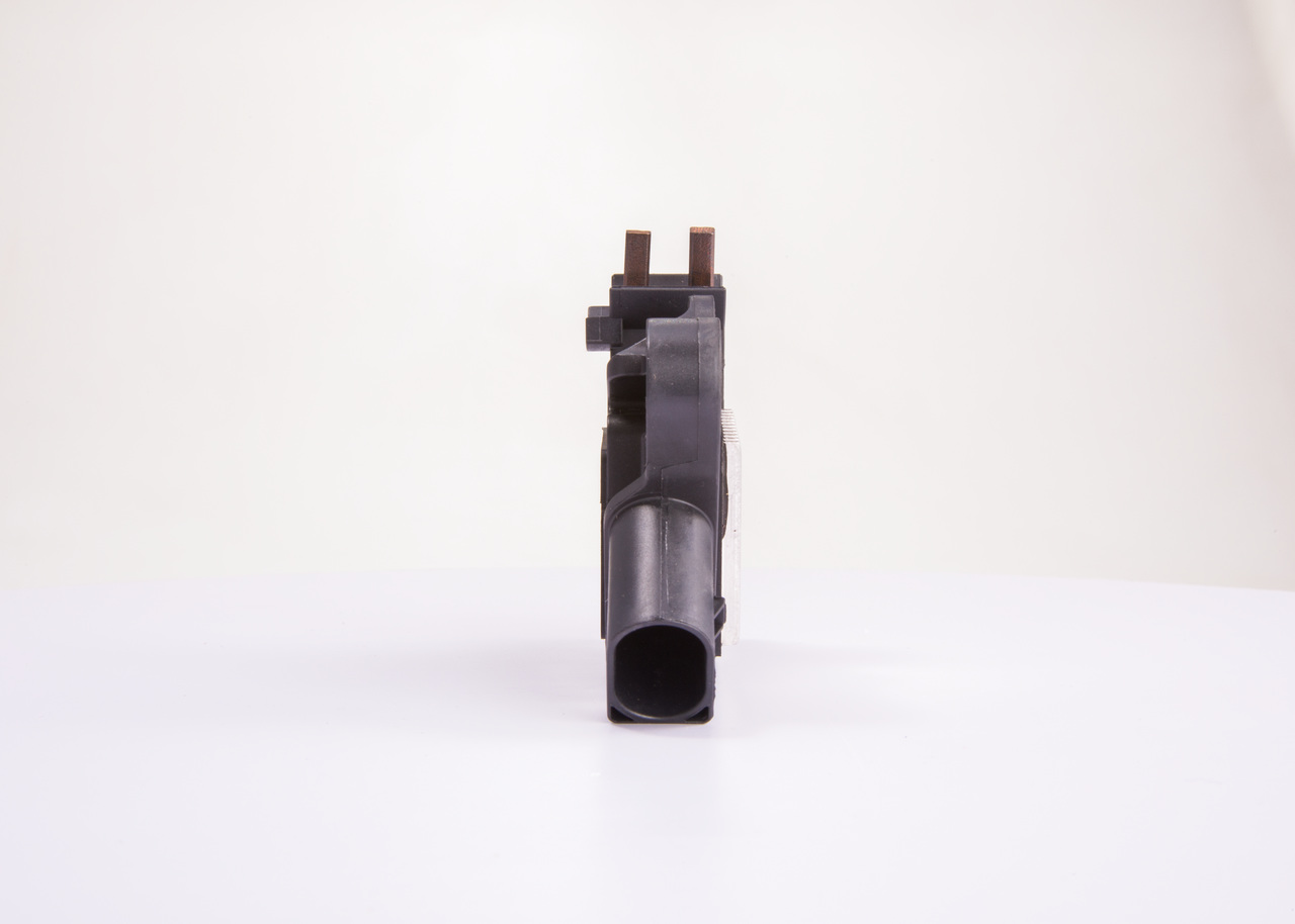 Bosch Spanningsregelaar 0 272 220 734