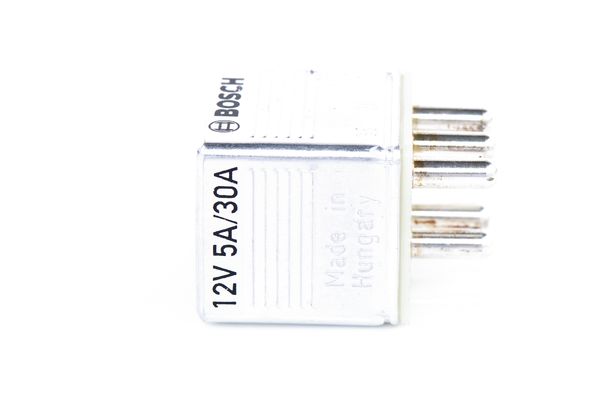 Bosch Relais 0 332 205 003