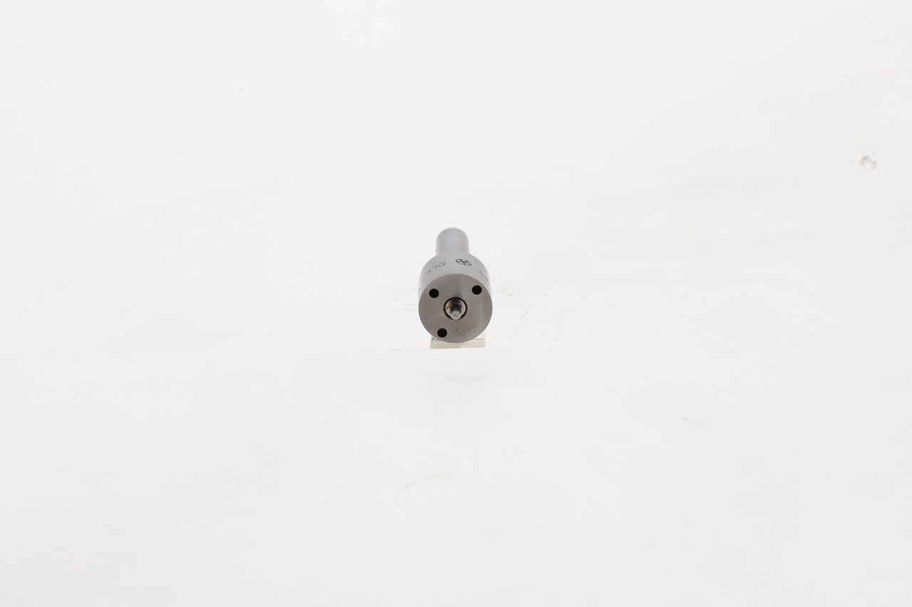 Bosch Verstuiver/Injector F 019 121 223