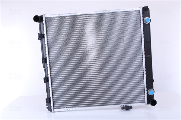 Radiateur Nissens 62751A