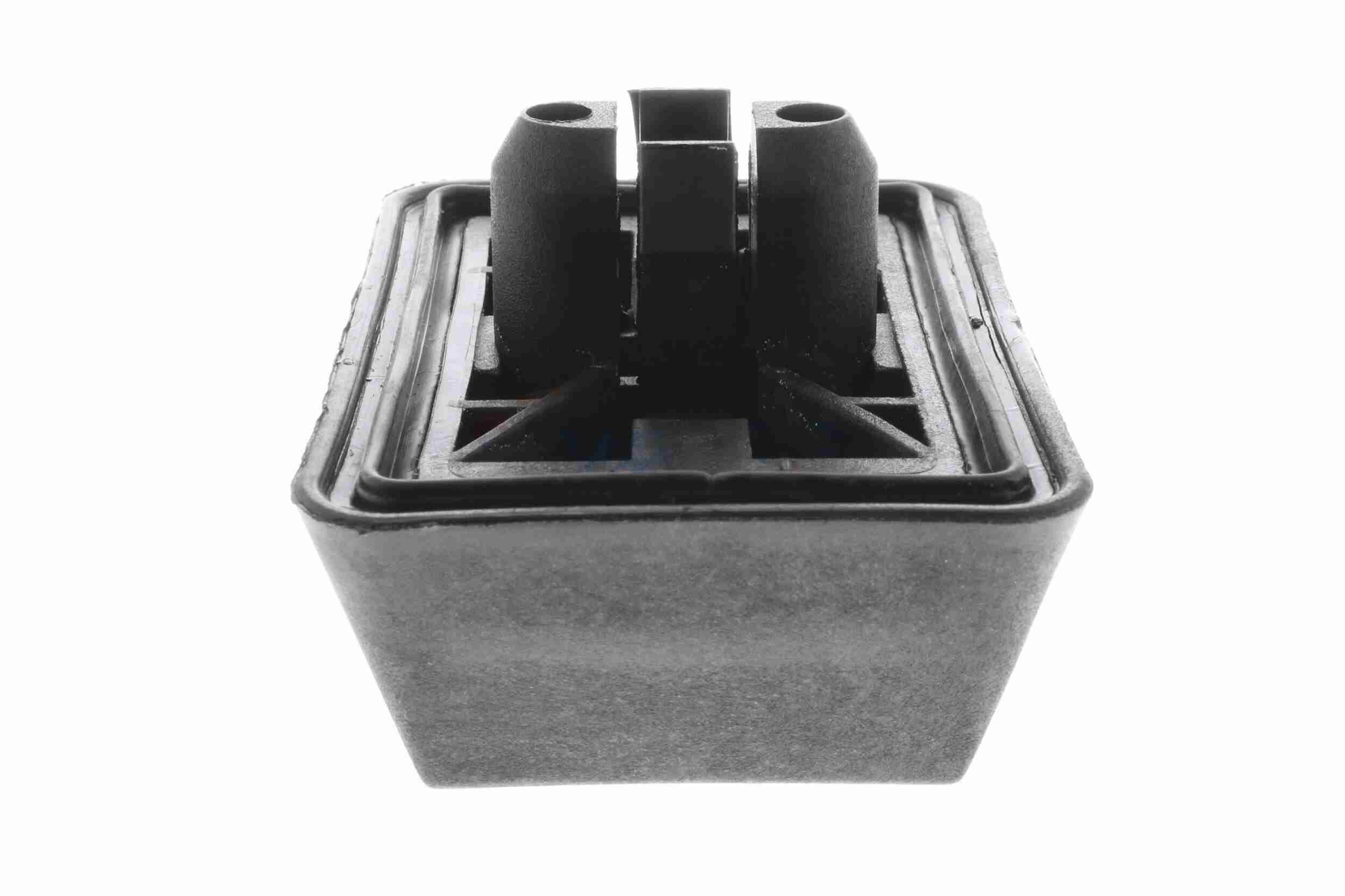 Vaico Kriksteun V20-1946