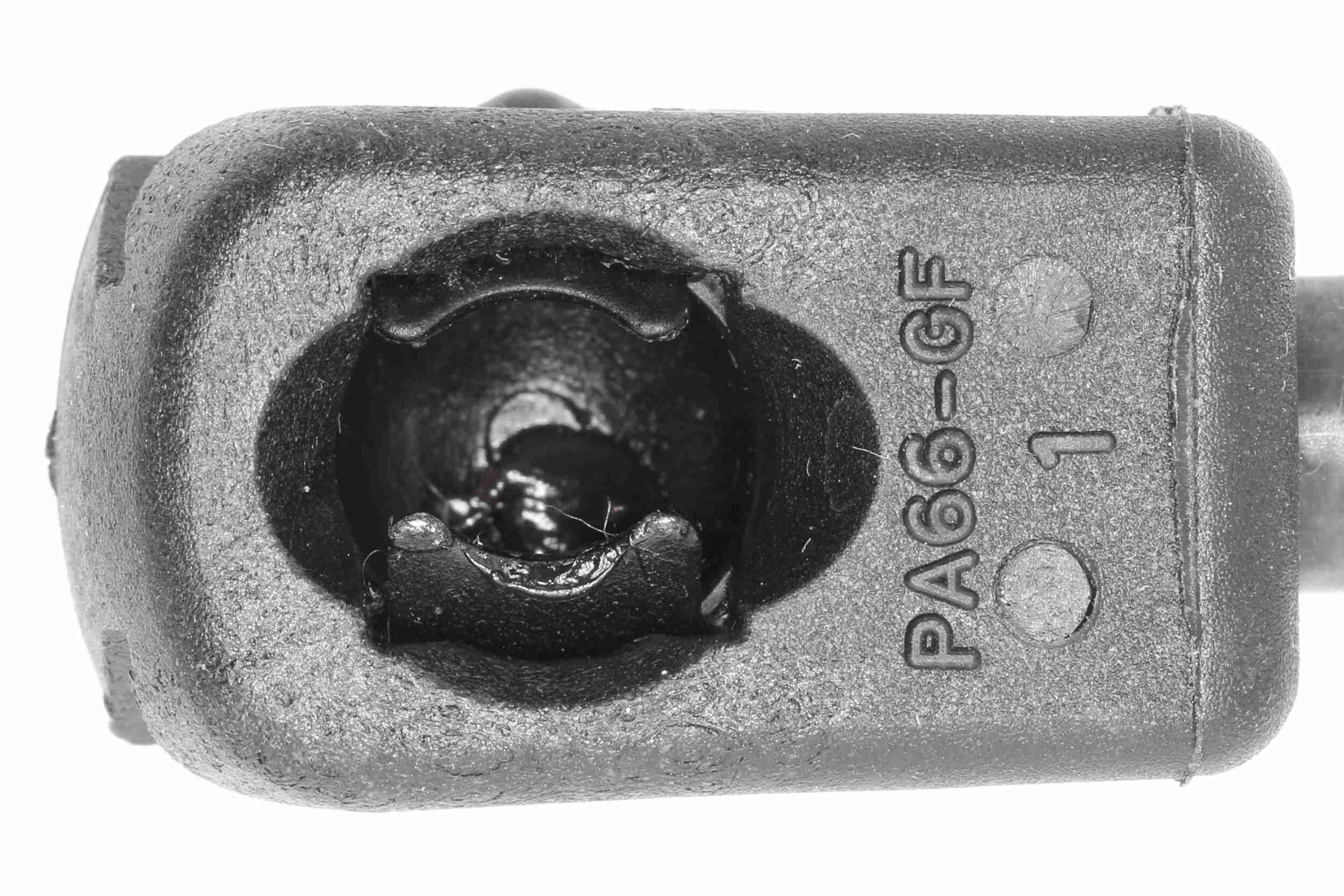 Vaico Gasveer, kofferruimte V46-0244