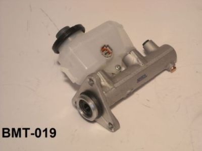 Aisin Hoofdremcilinder BMT-019