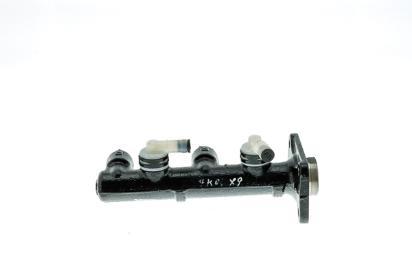 Aisin Hoofdremcilinder BMT-093