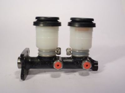 Aisin Hoofdremcilinder MG-016