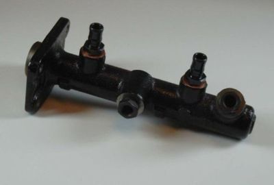 Hoofdremcilinder Aisin BMT-215