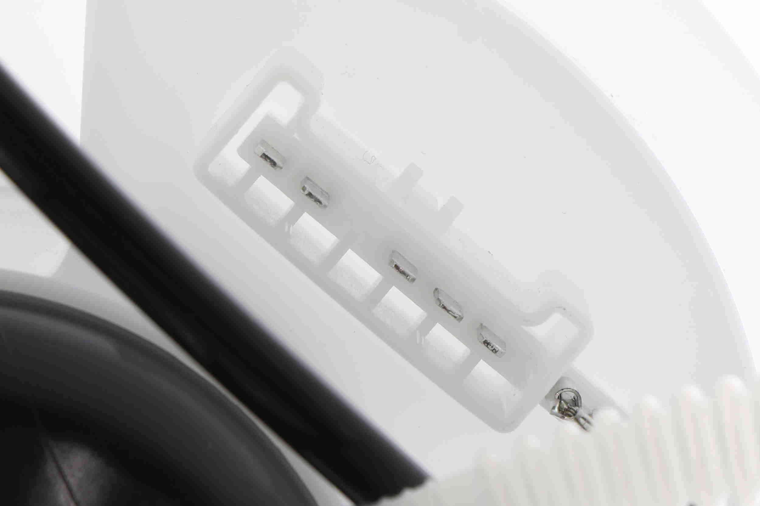 Vemo Flens, brandstoftoevoereenheid V10-09-1258