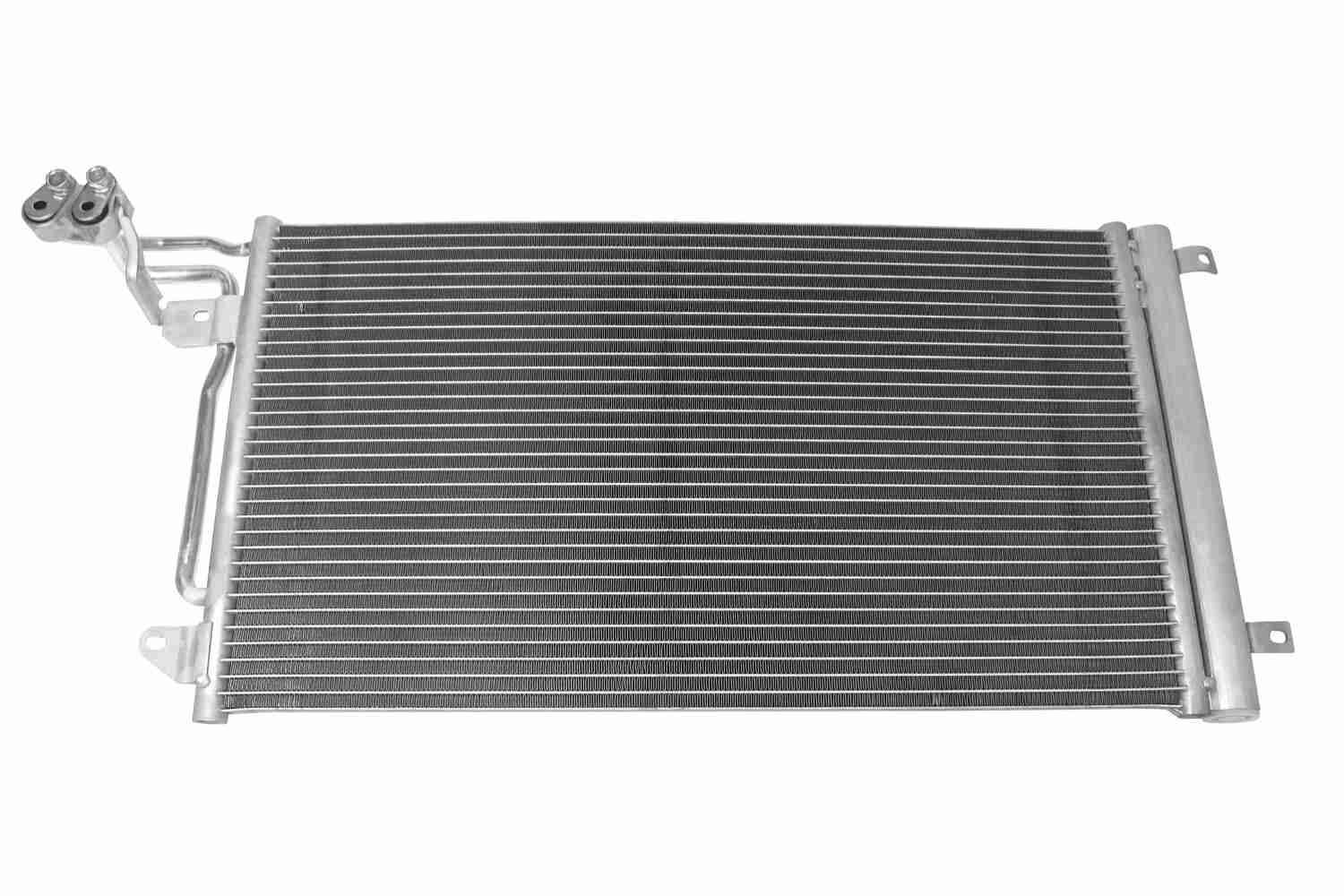 Vemo Airco condensor V15-62-1052