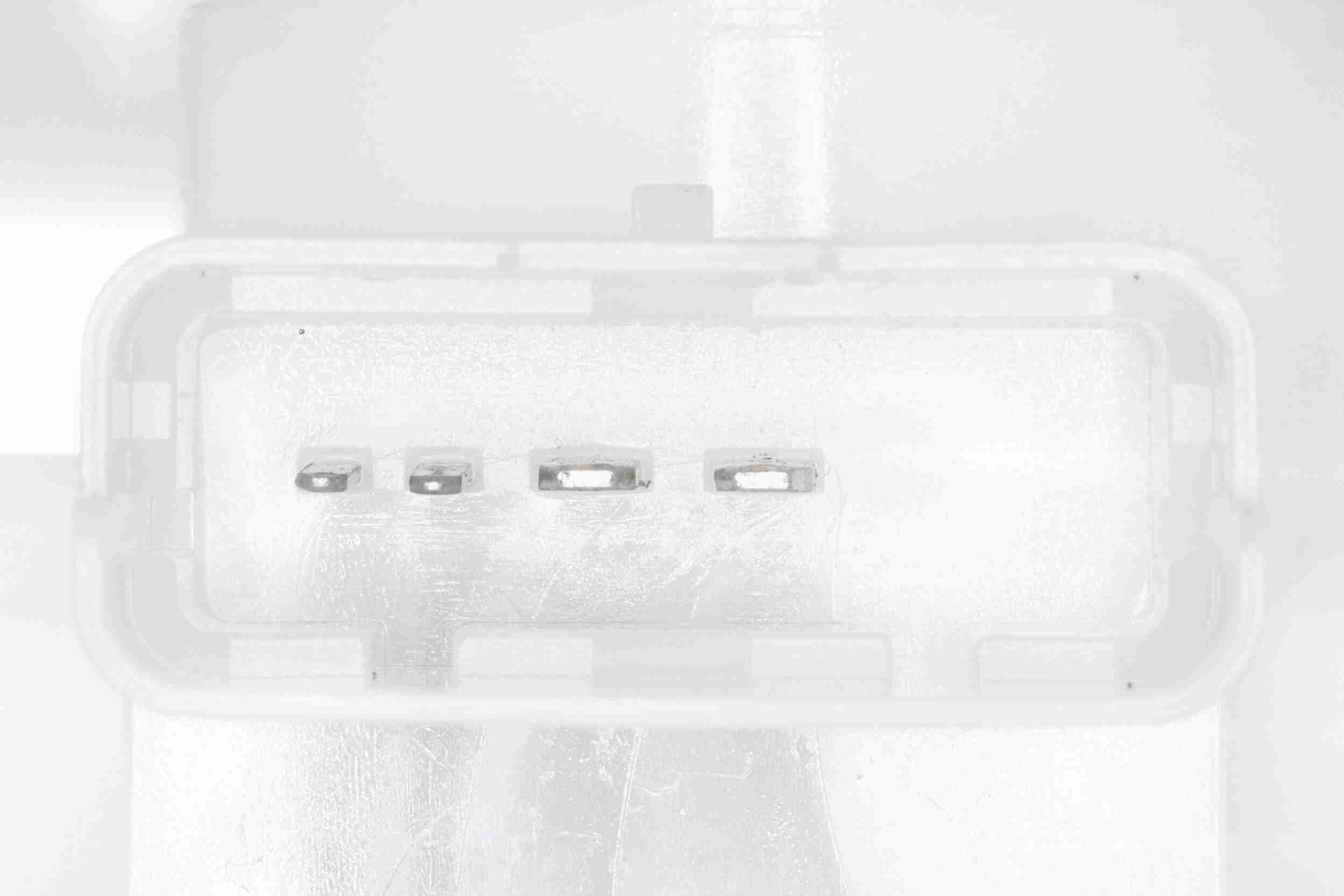 Vemo Brandstoftoevoereenheid V24-09-0027