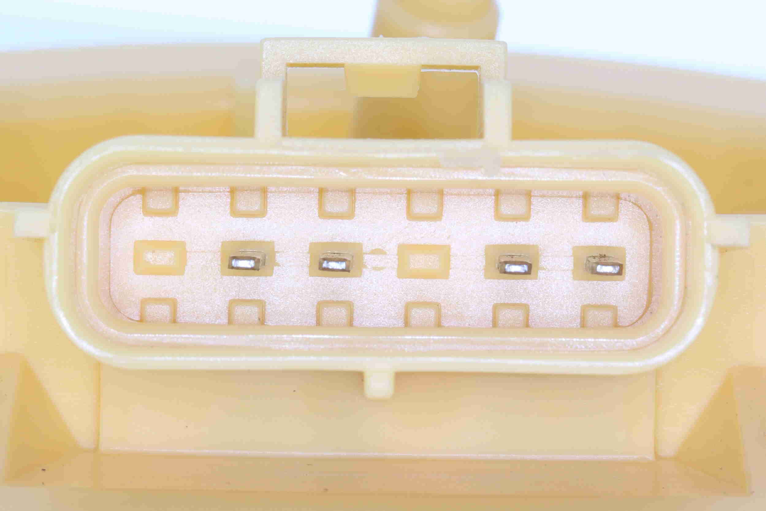 Vemo Brandstoftoevoereenheid V25-09-0073