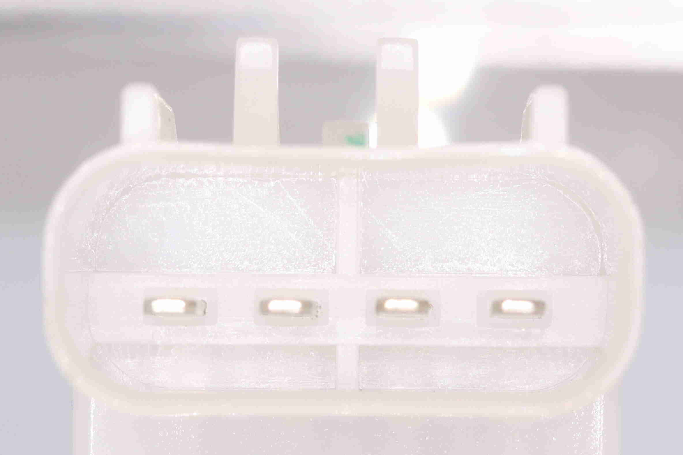 Vemo Brandstofpomp V25-09-0095