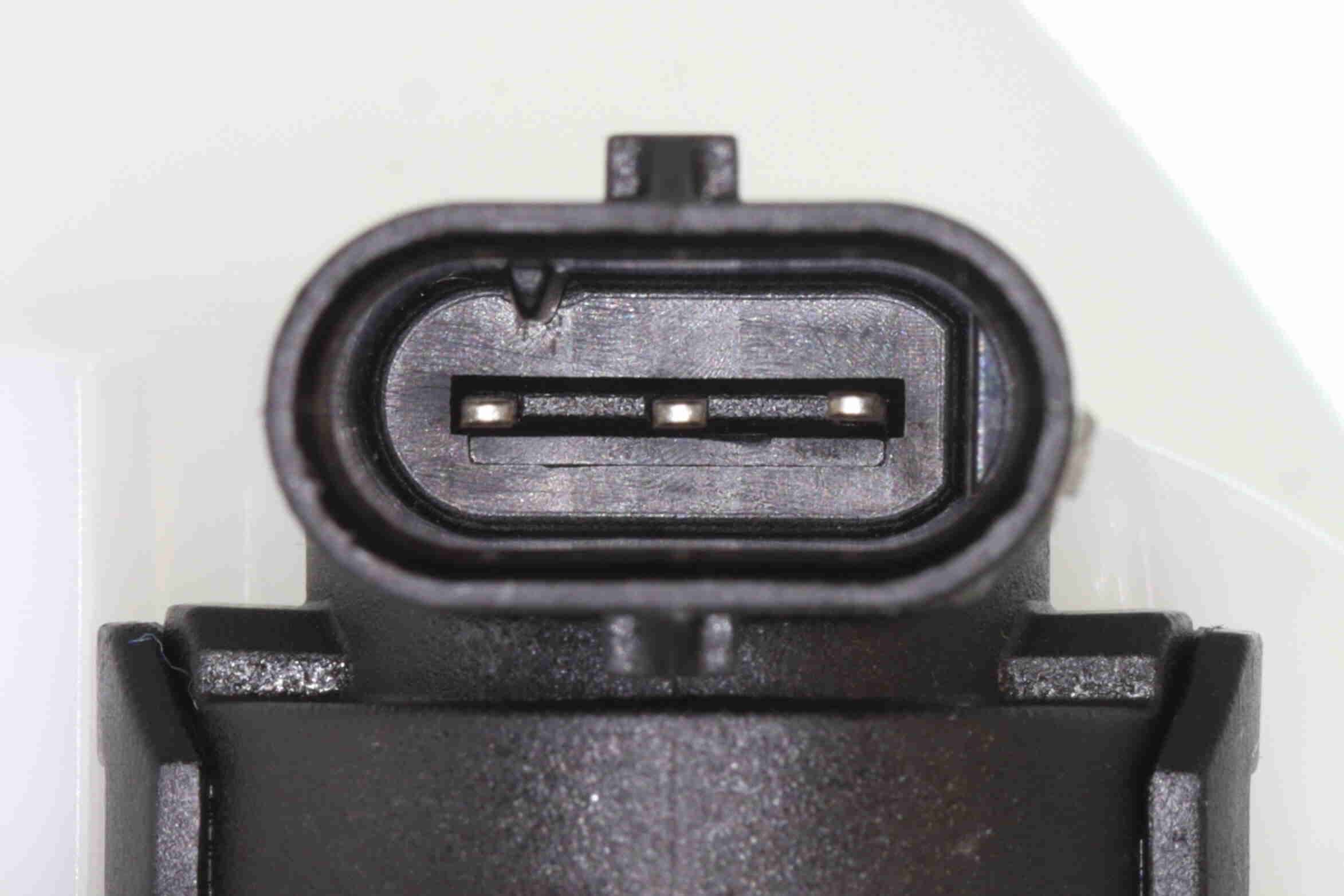 Vemo Brandstofpomp V30-09-0135