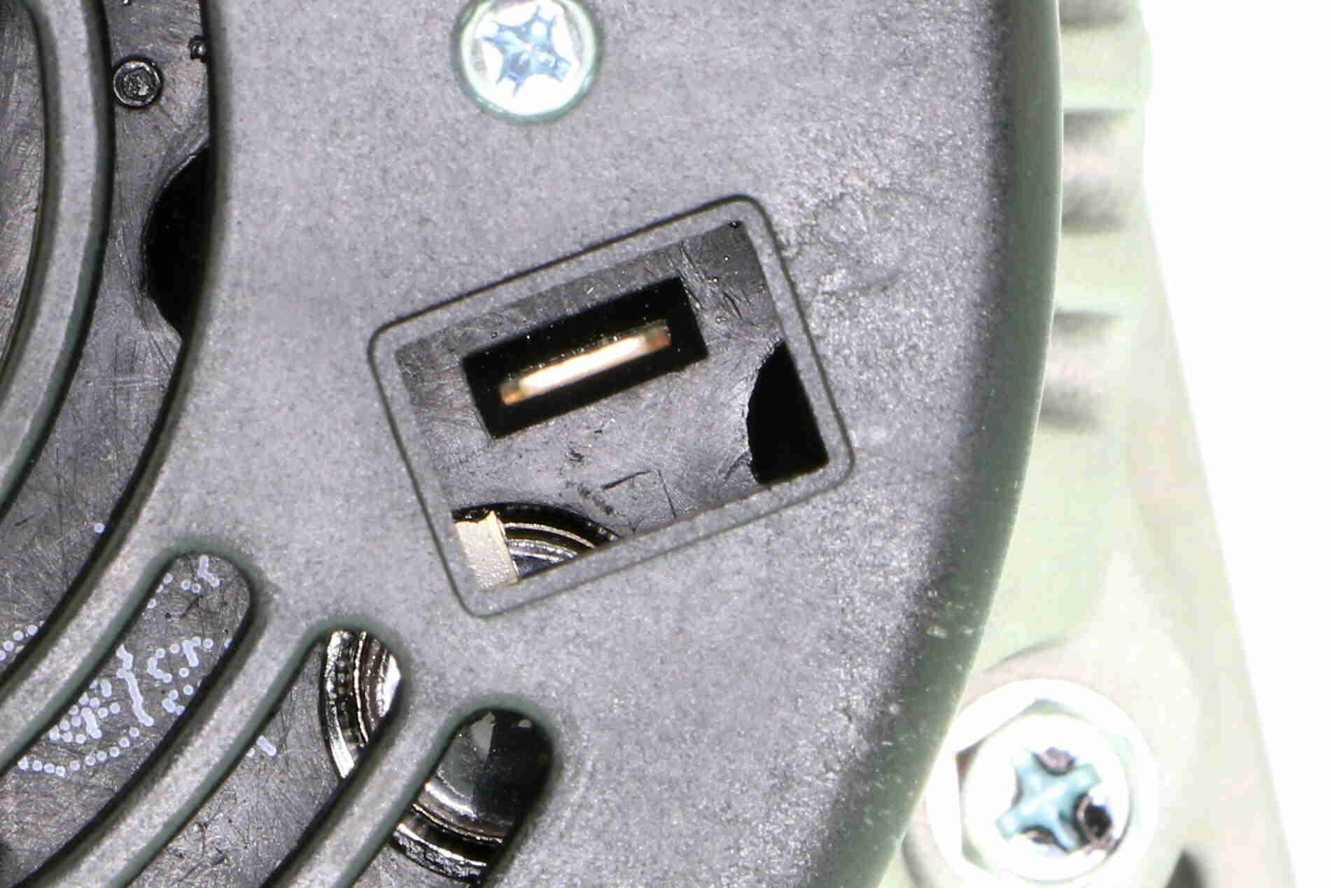 Vemo Alternator/Dynamo V30-13-36810