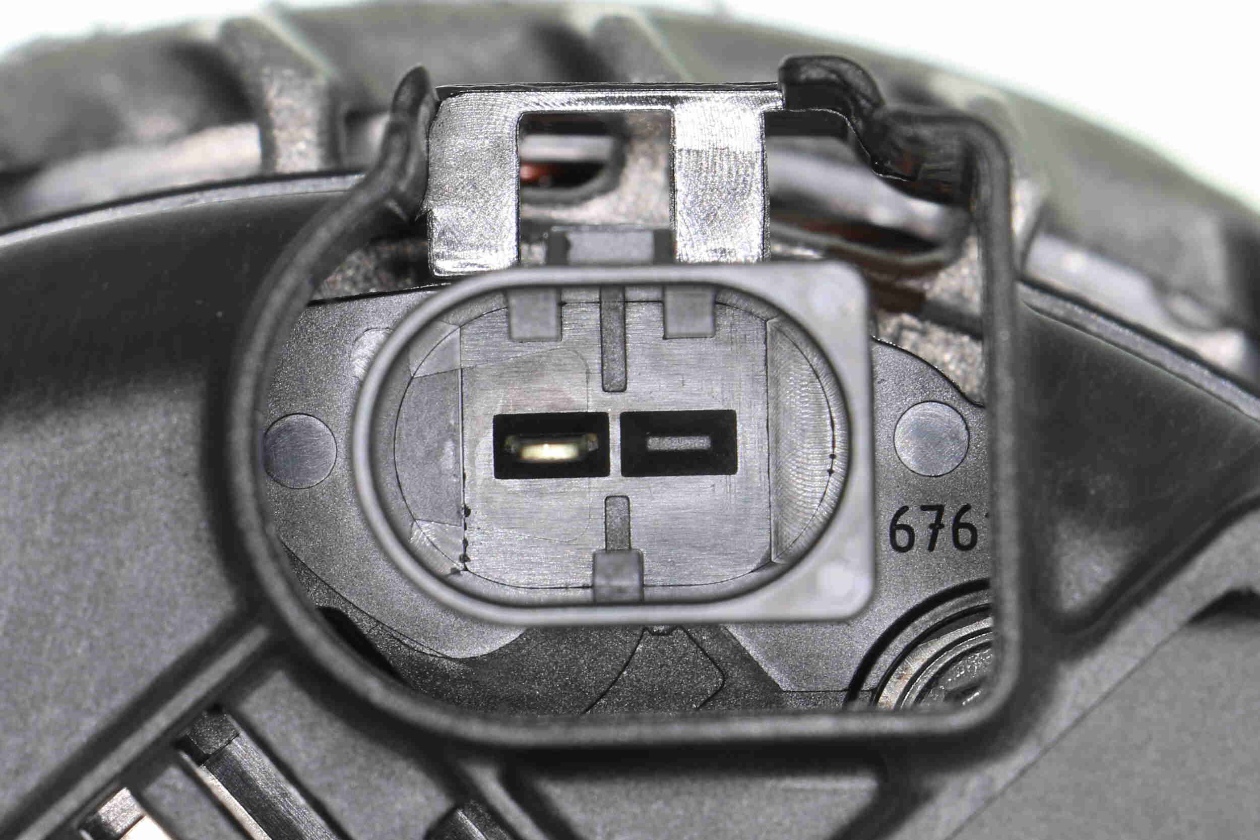Vemo Alternator/Dynamo V30-13-50033