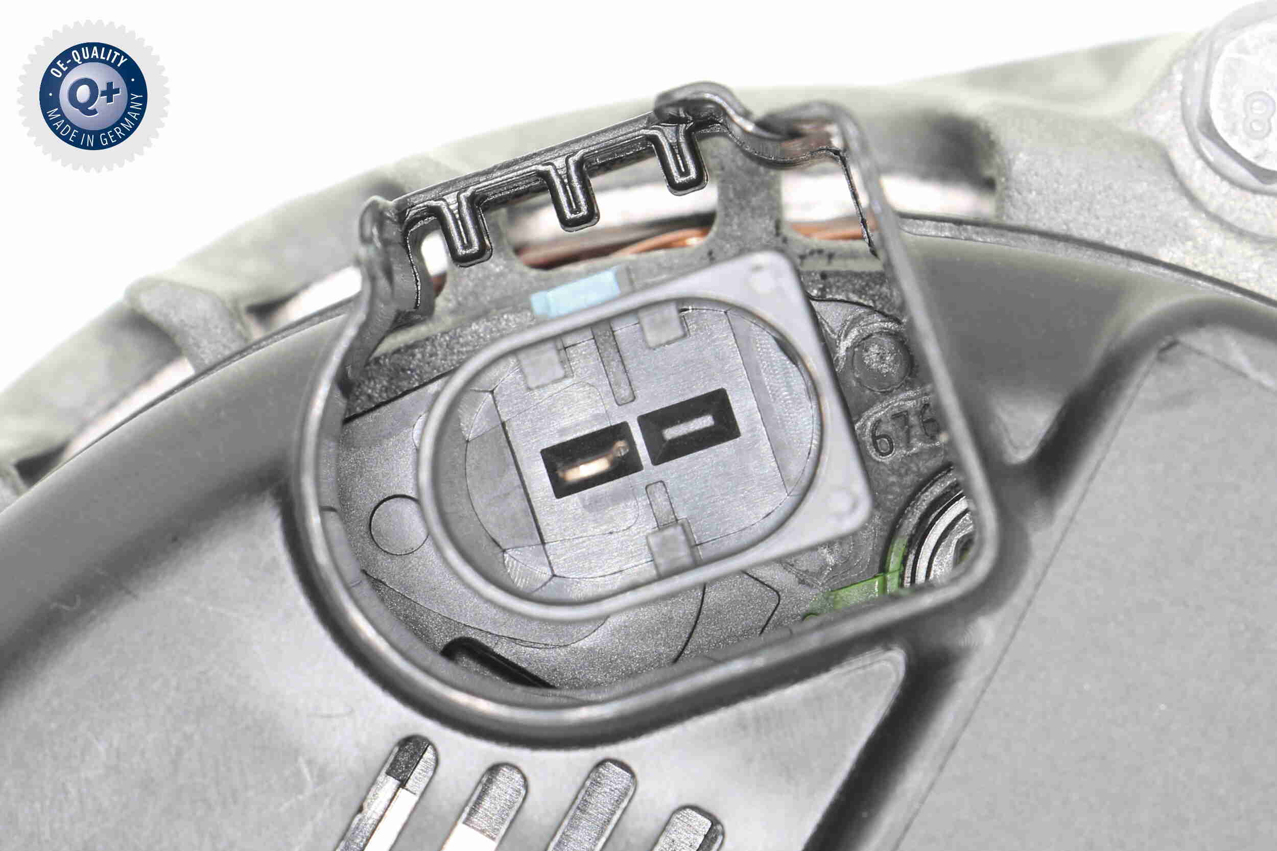 Vemo Alternator/Dynamo V30-13-50038