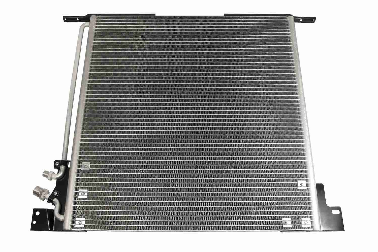 Vemo Airco condensor V30-62-1034