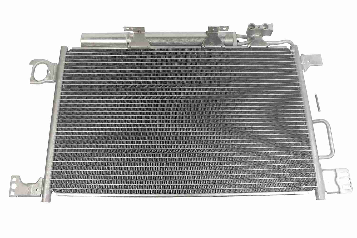 Vemo Airco condensor V30-62-1035