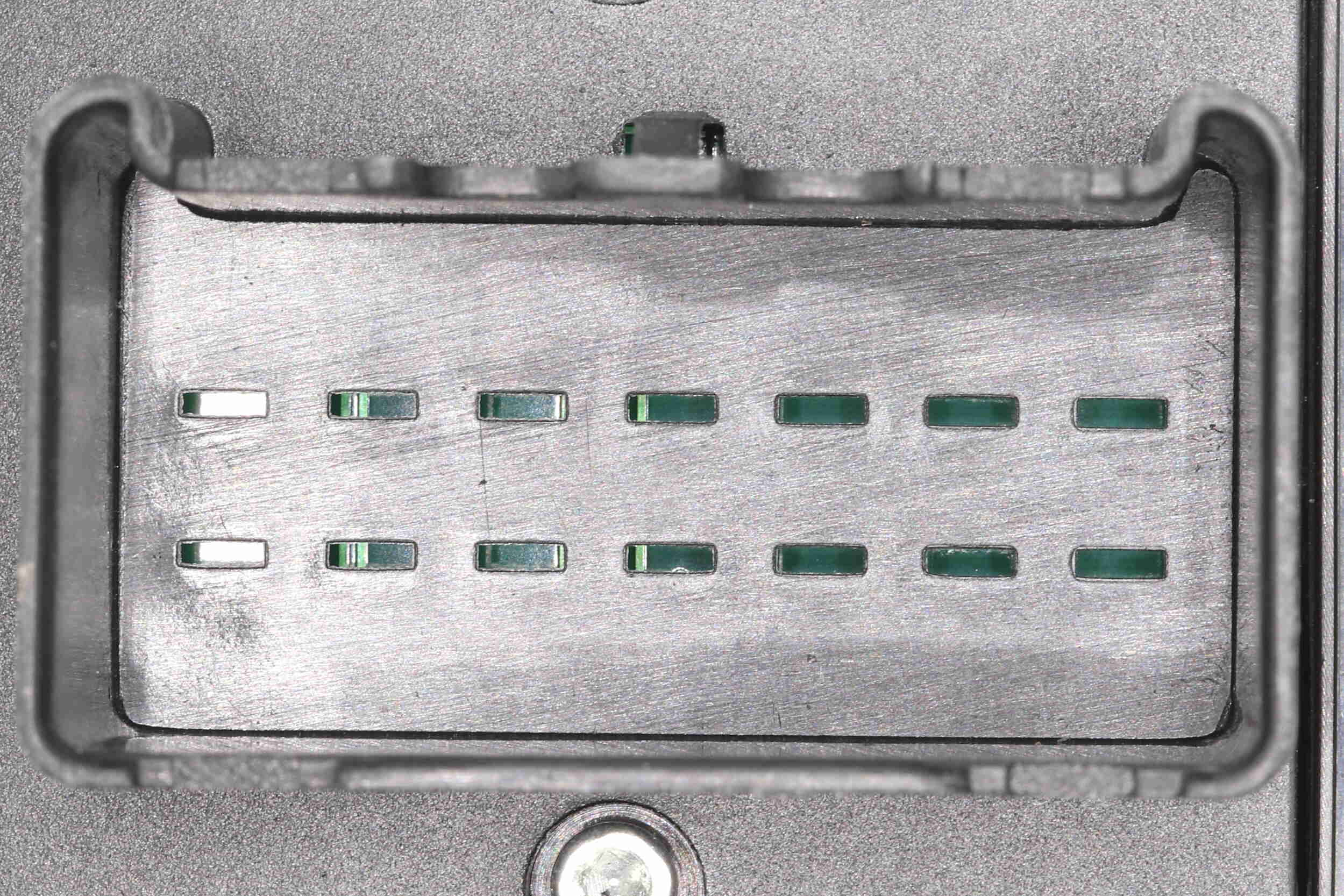 Vemo Raambedieningsschakelaar V33-73-0012