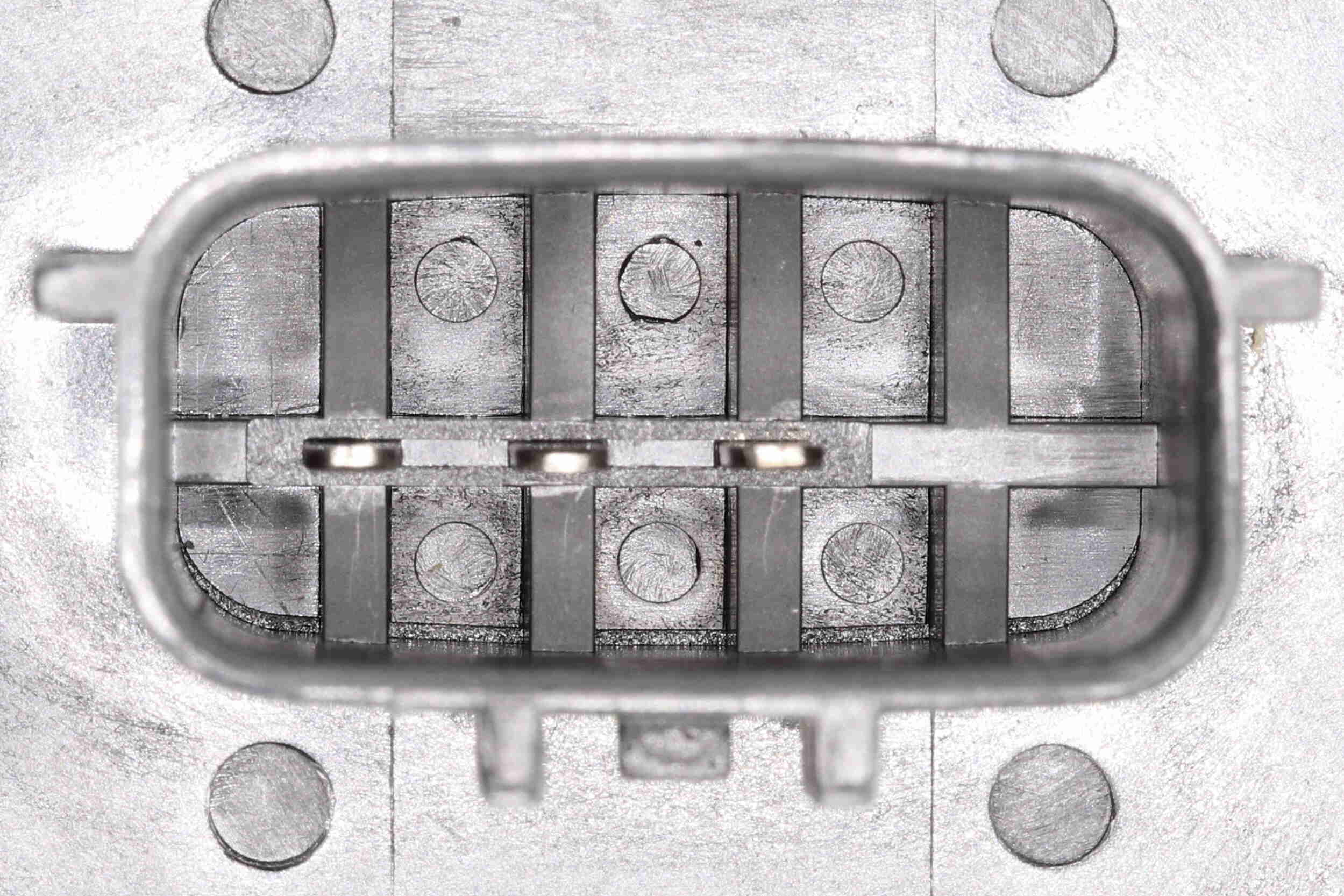 Vemo Luchtmassameter V38-72-0095
