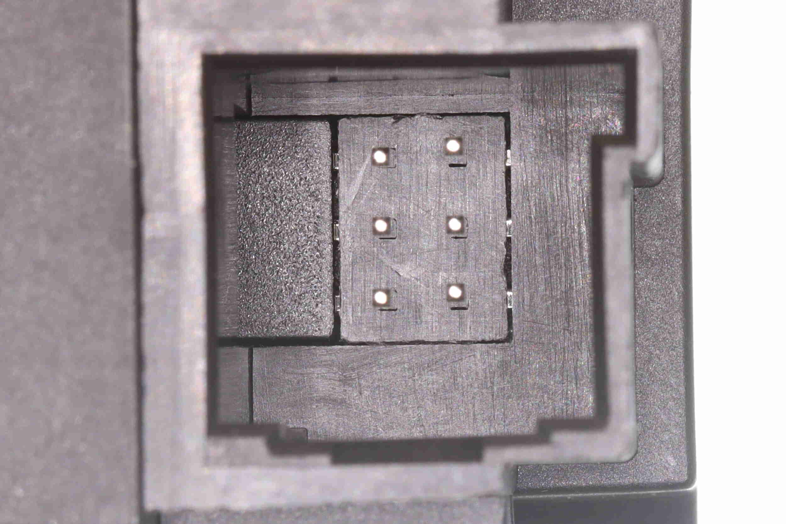 Vemo Luchtklep V40-77-0034