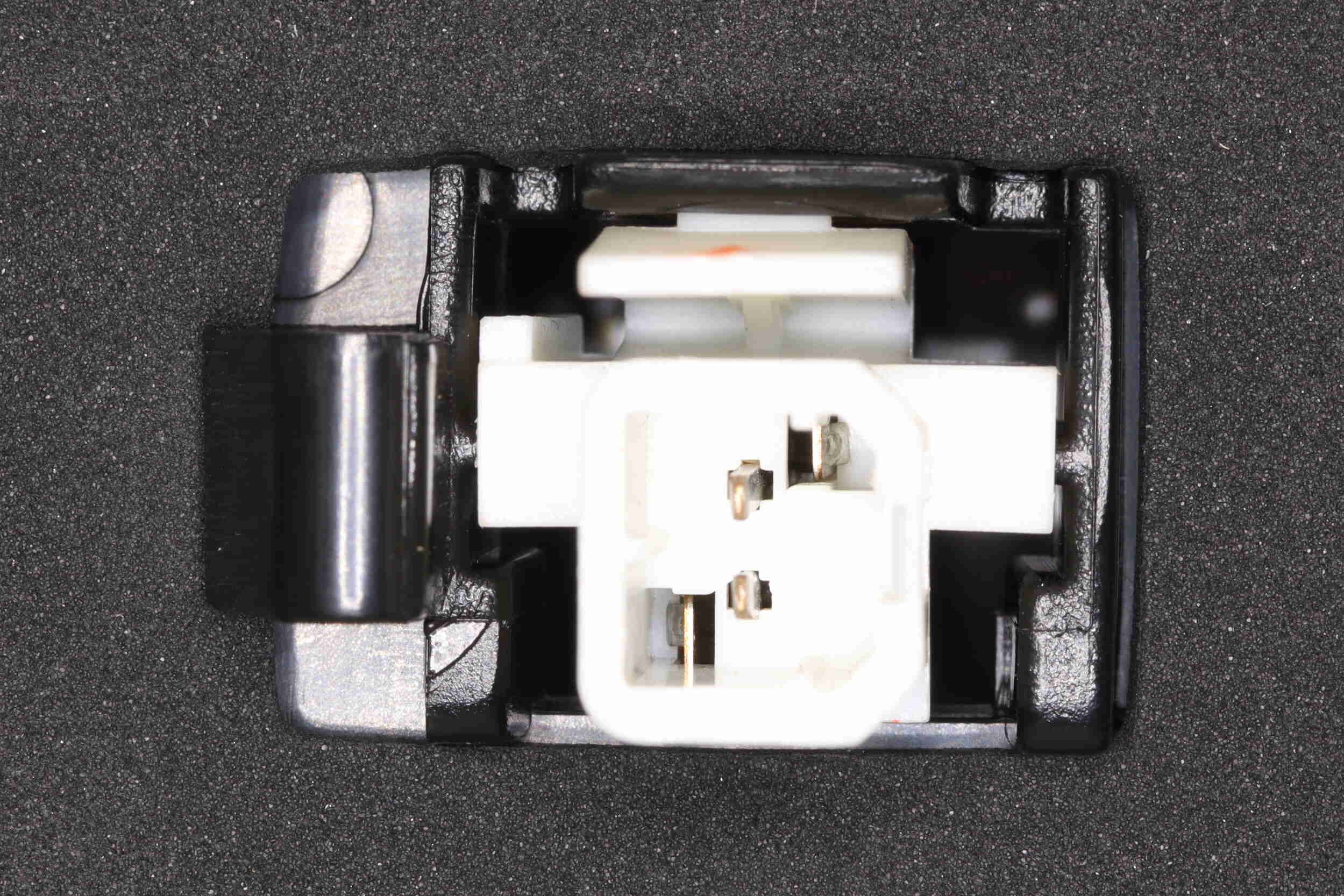 Vemo Kentekenlamp V40-84-0006