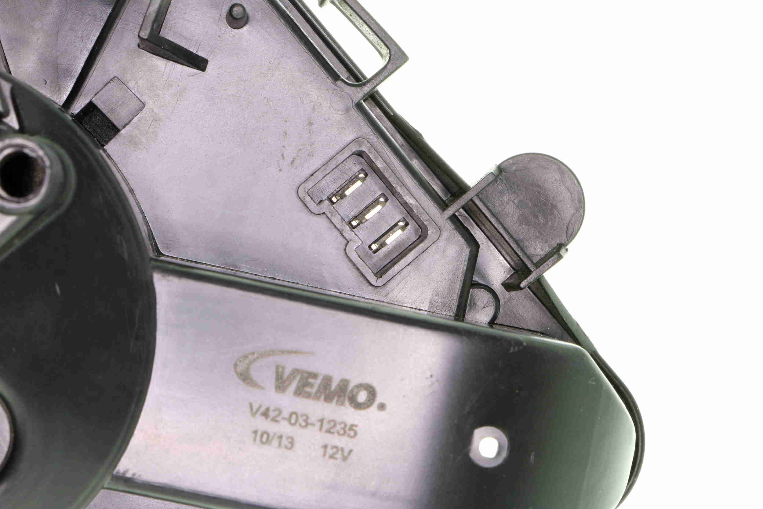 Vemo Ventilator aircocondensor V42-03-1235