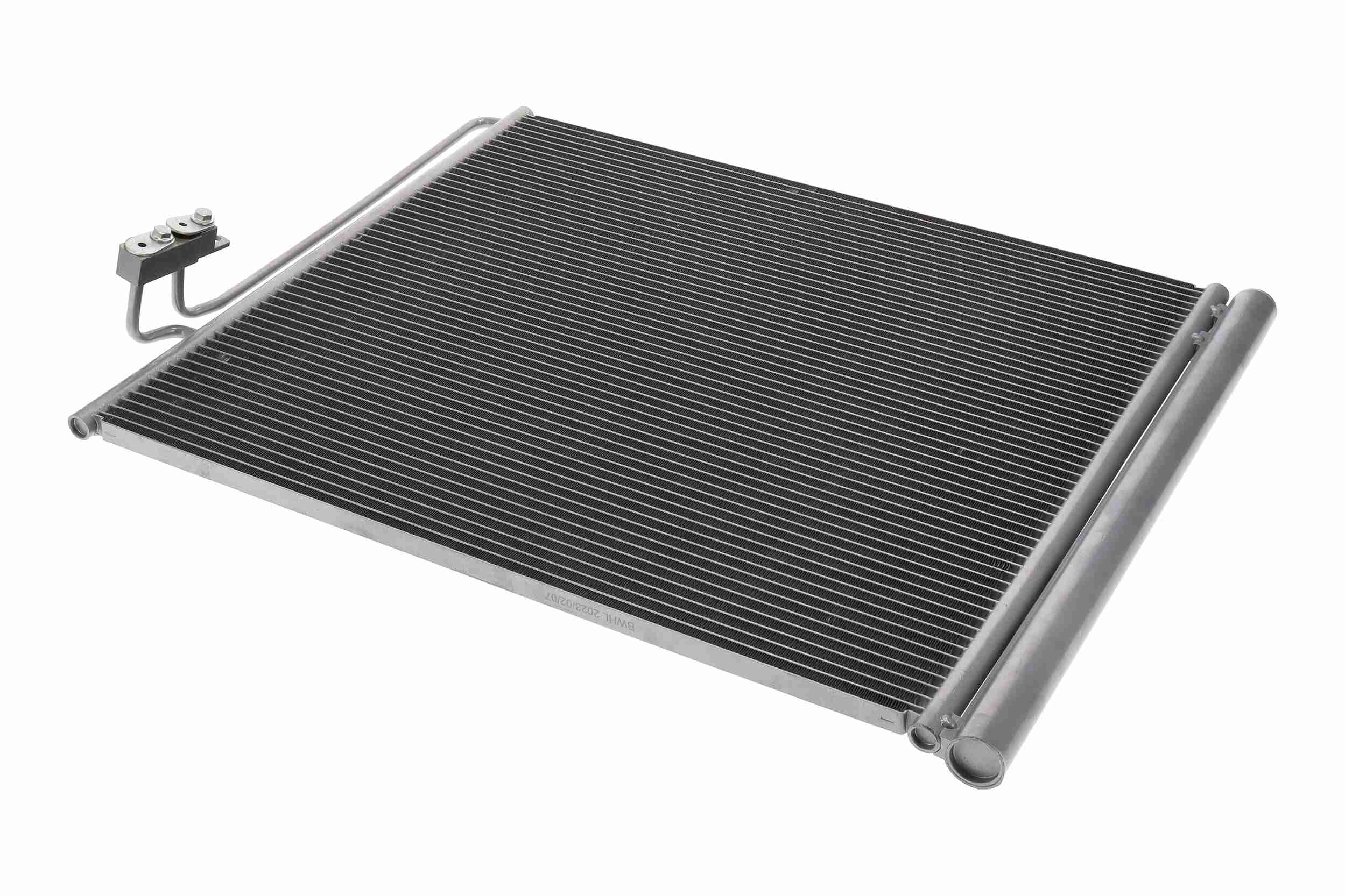 Vemo Airco condensor V48-62-0002