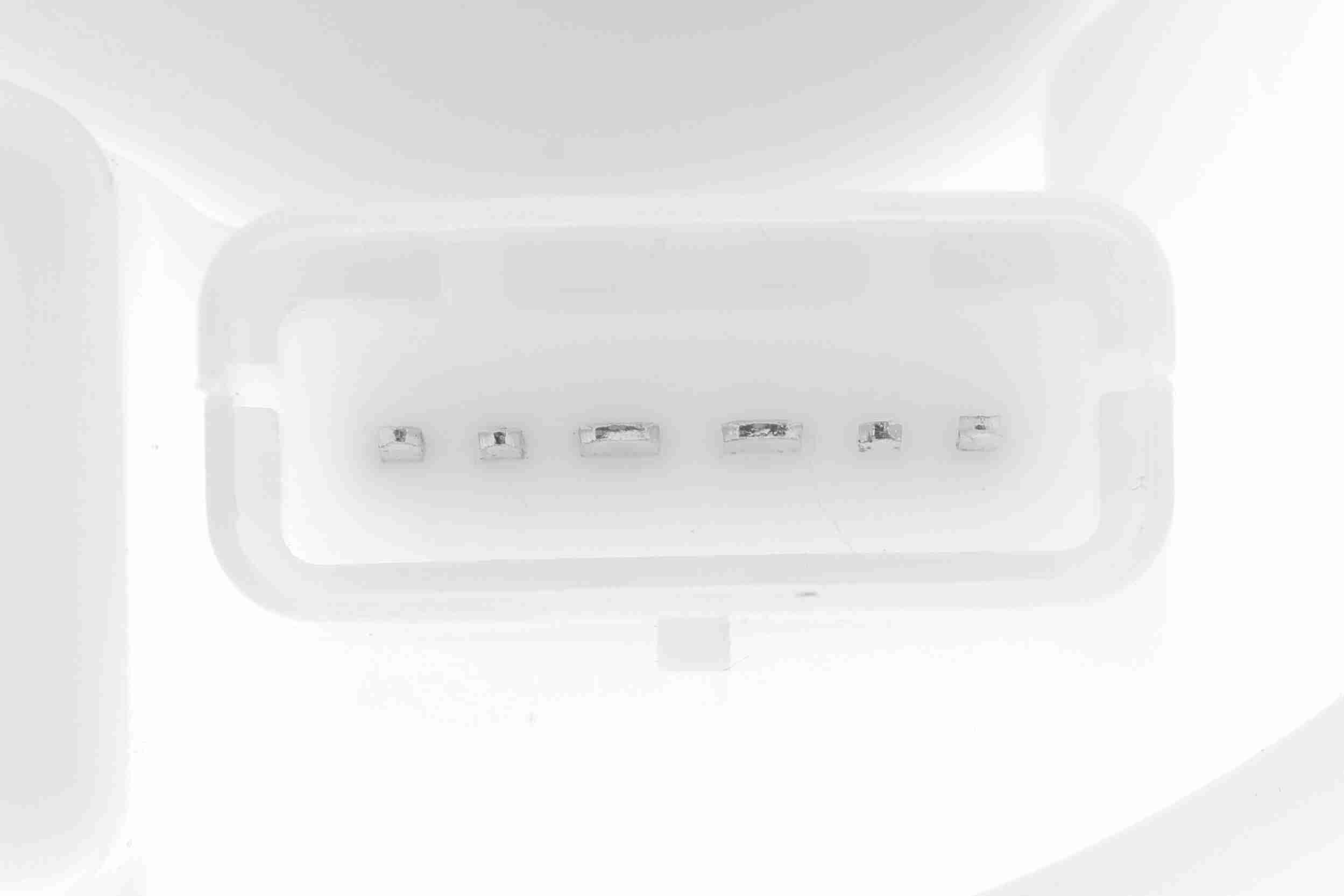 Vemo Flens, brandstoftoevoereenheid V49-09-0004