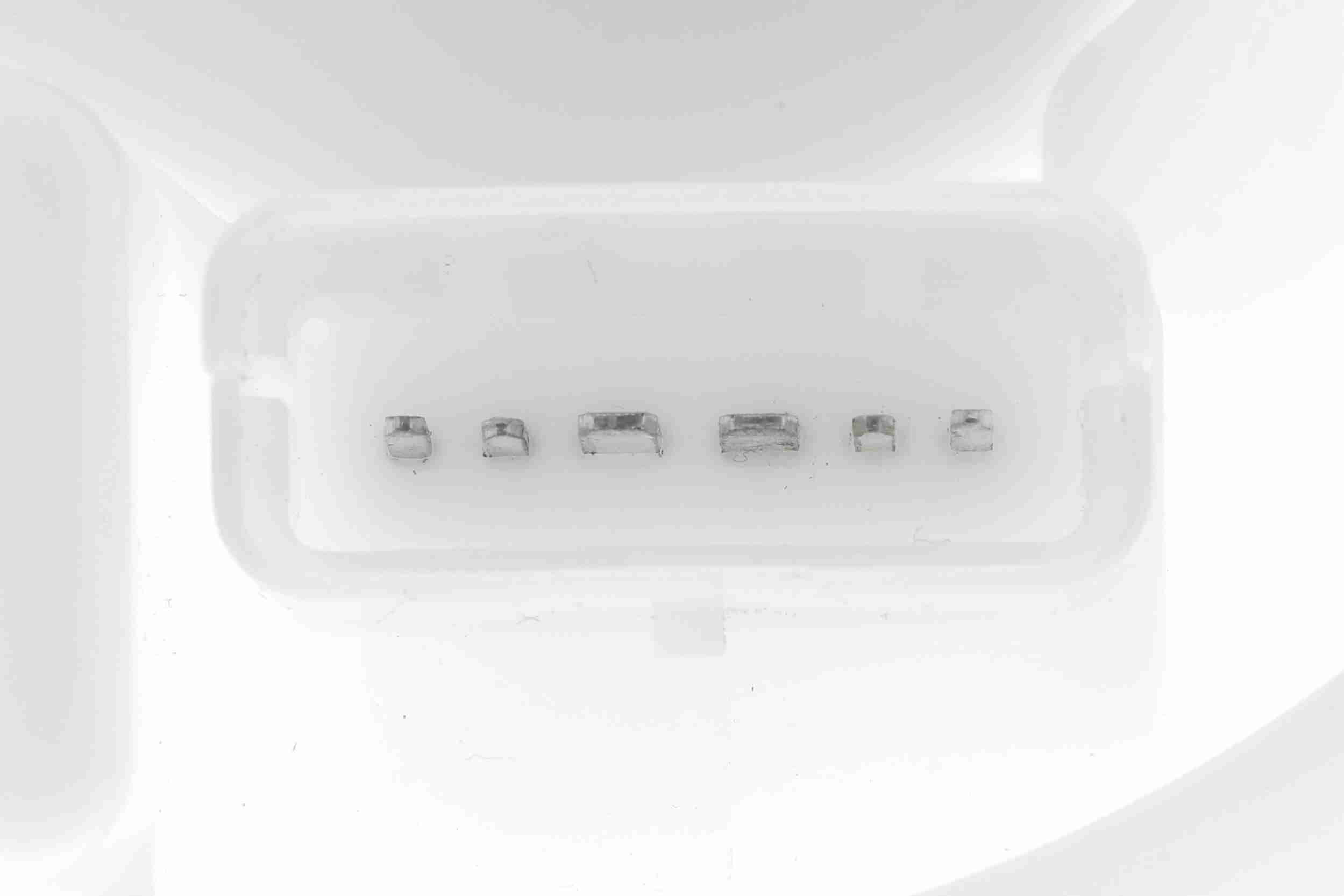 Vemo Flens, brandstoftoevoereenheid V49-09-0005