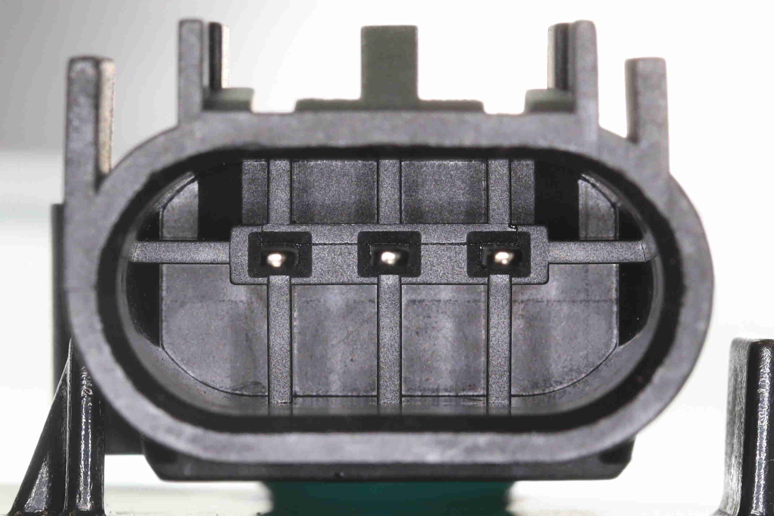 Vemo Brandstoftoevoereenheid V51-09-0040