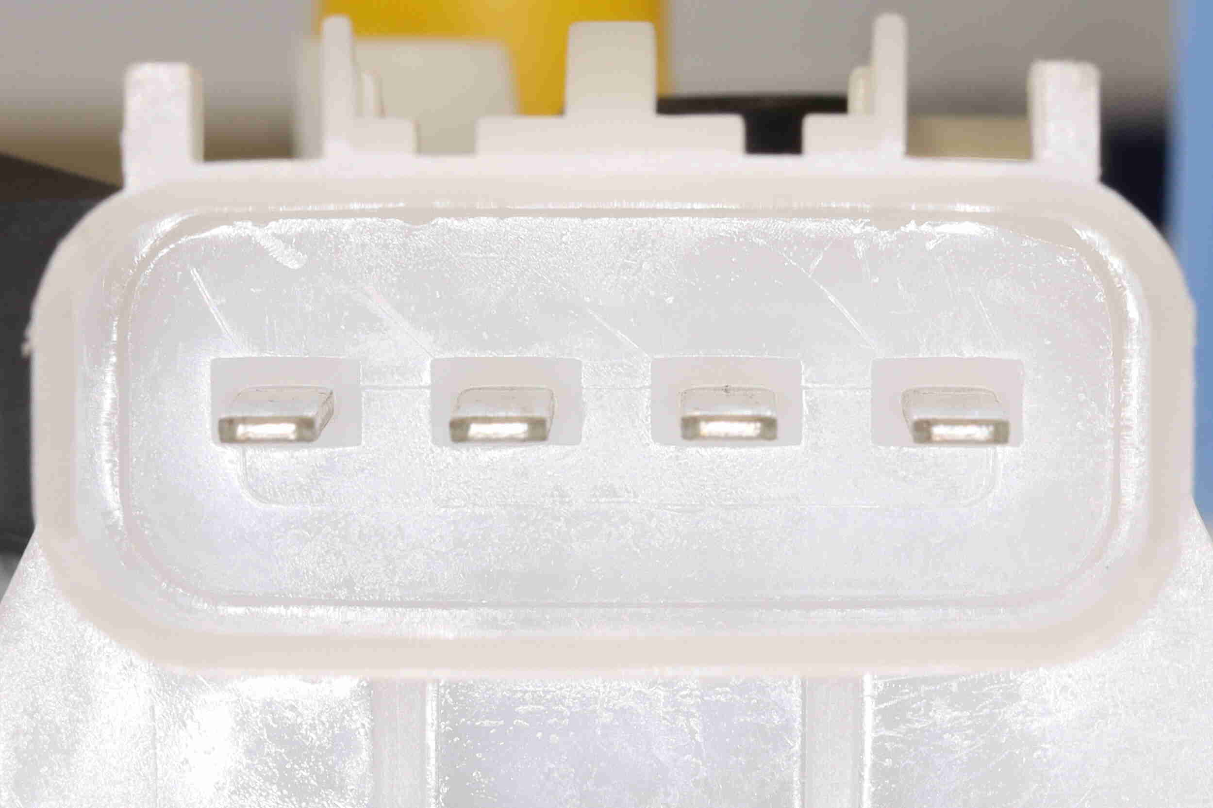 Vemo Brandstoftoevoereenheid V51-09-0051