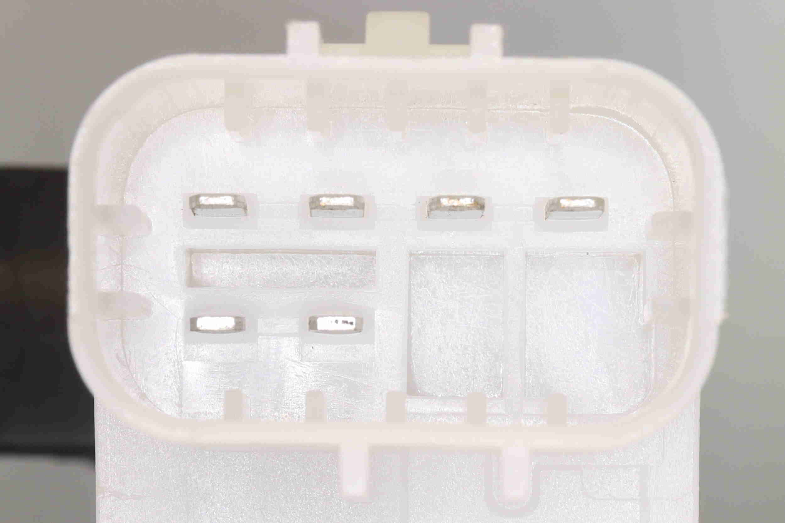 Vemo Brandstoftoevoereenheid V51-09-0074