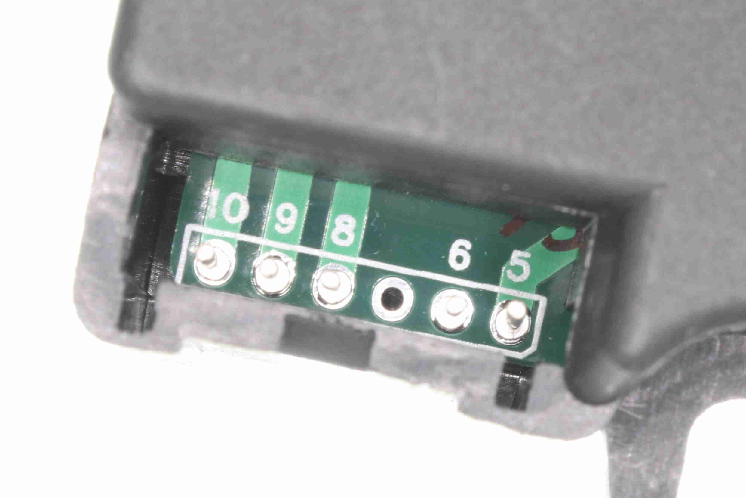 Vemo Luchtklep V51-77-0025