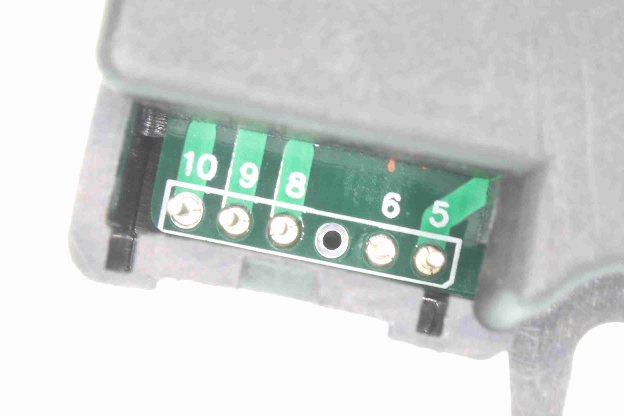 Vemo Luchtklep V51-77-0031