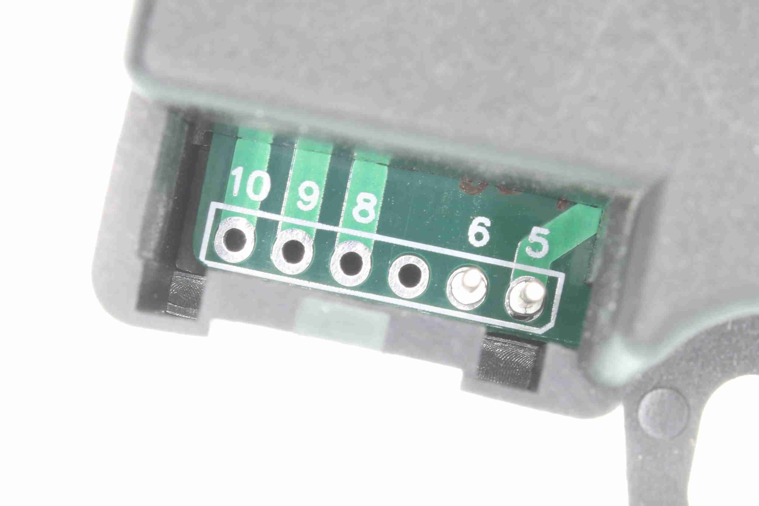 Vemo Luchtklep V57-77-0002