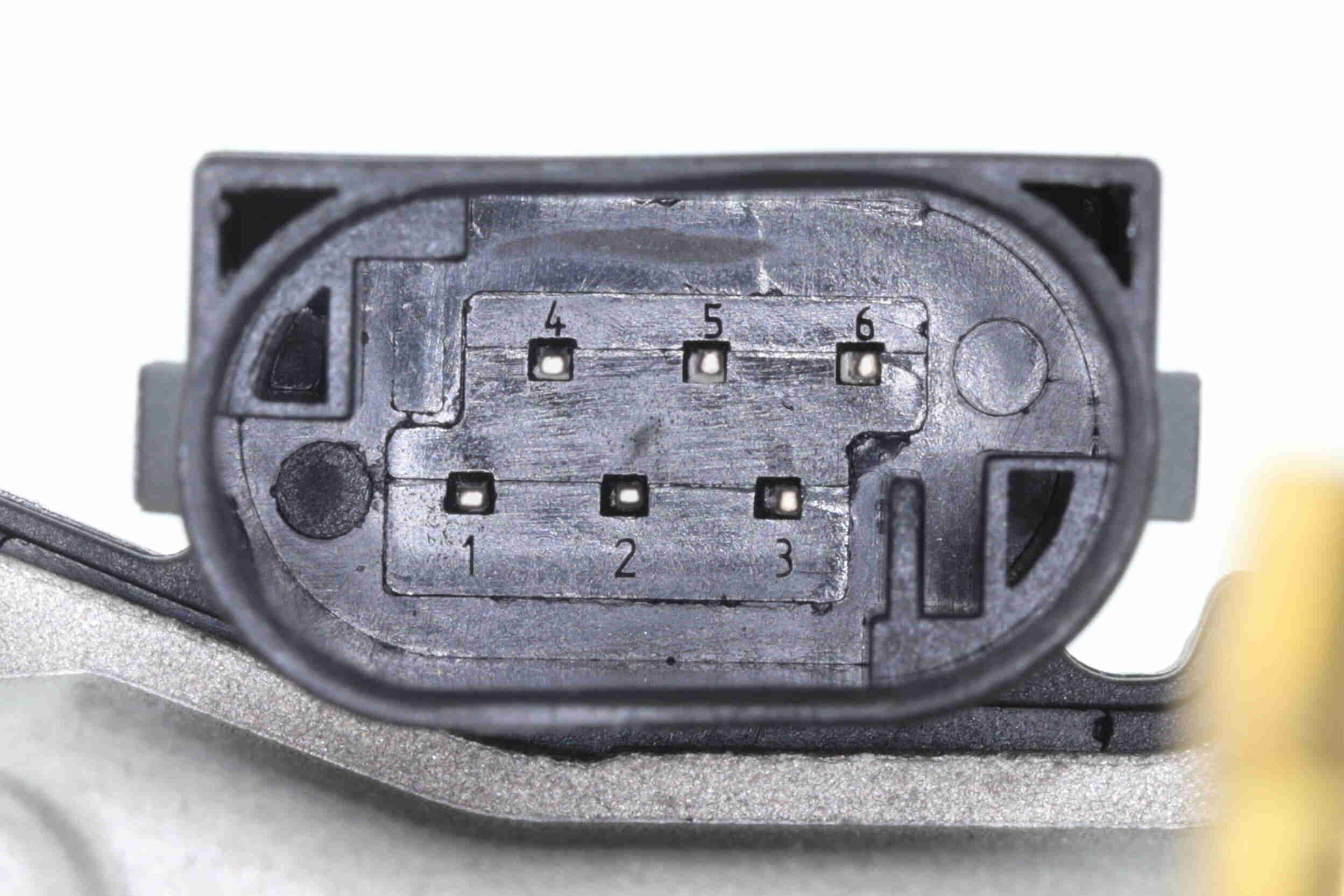 Vemo Gasklephuis V57-81-0002