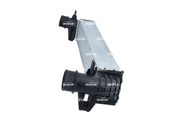 NRF Intercooler, inlaatluchtkoeler 309138