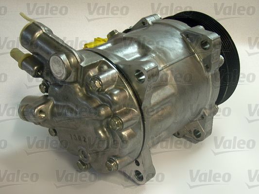 Airco compressor Valeo 813713