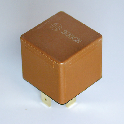 Relais Bosch 0 332 019 151