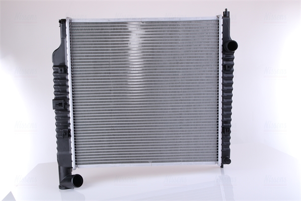 Radiateur Nissens 61021A