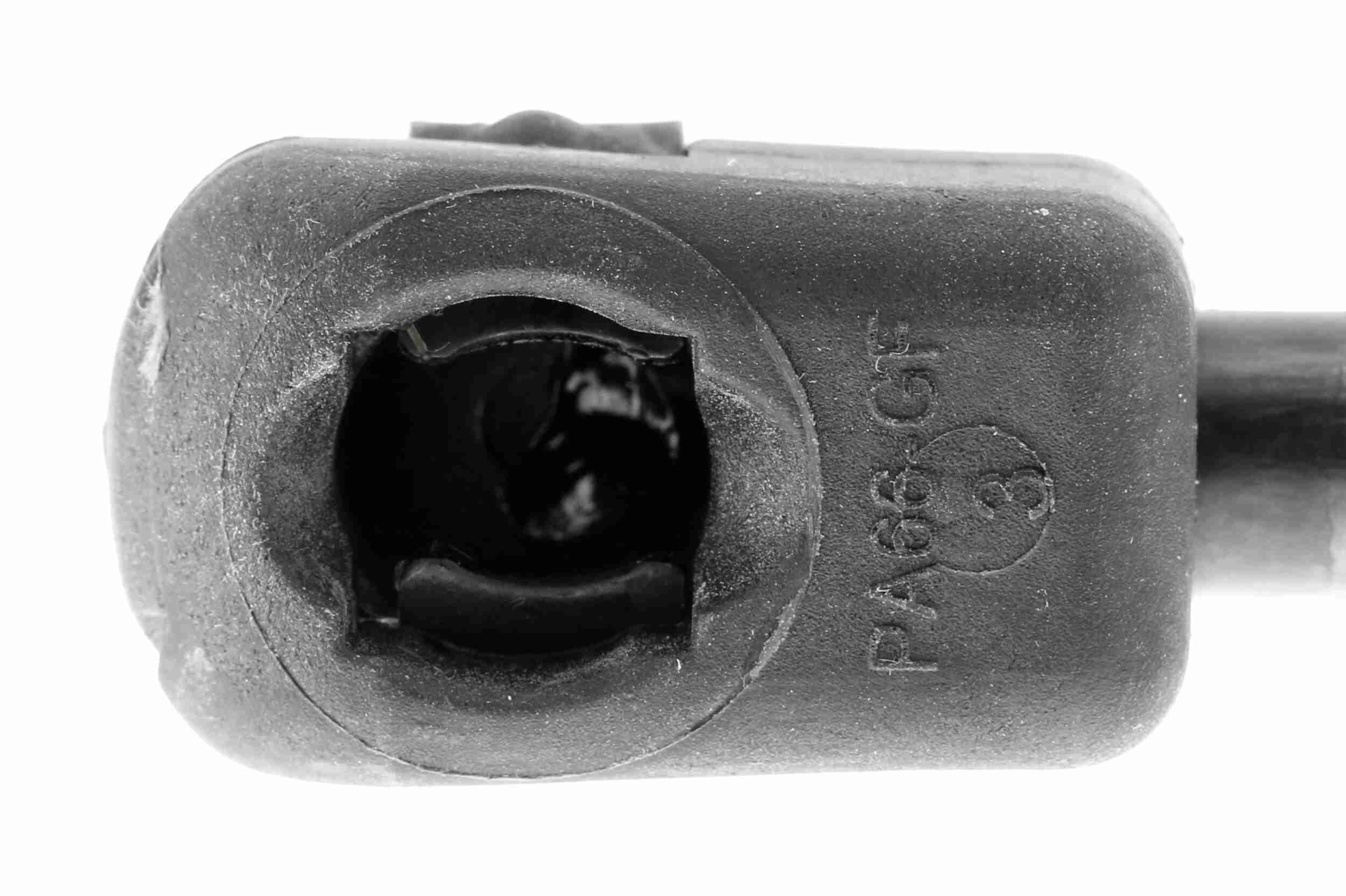 Vaico Gasveer, kofferruimte V46-0412