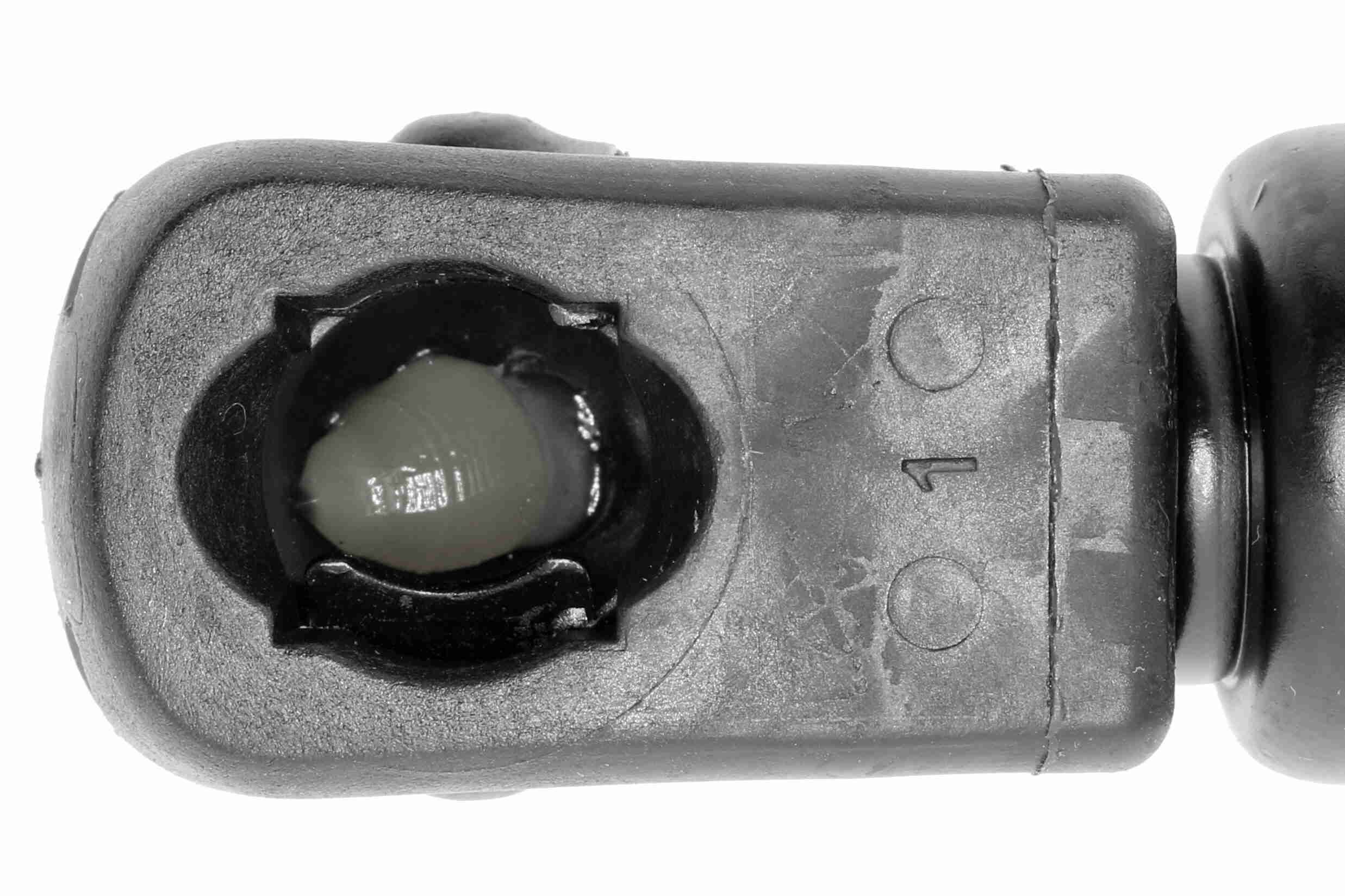 Vaico Gasveer, kofferruimte V49-0018