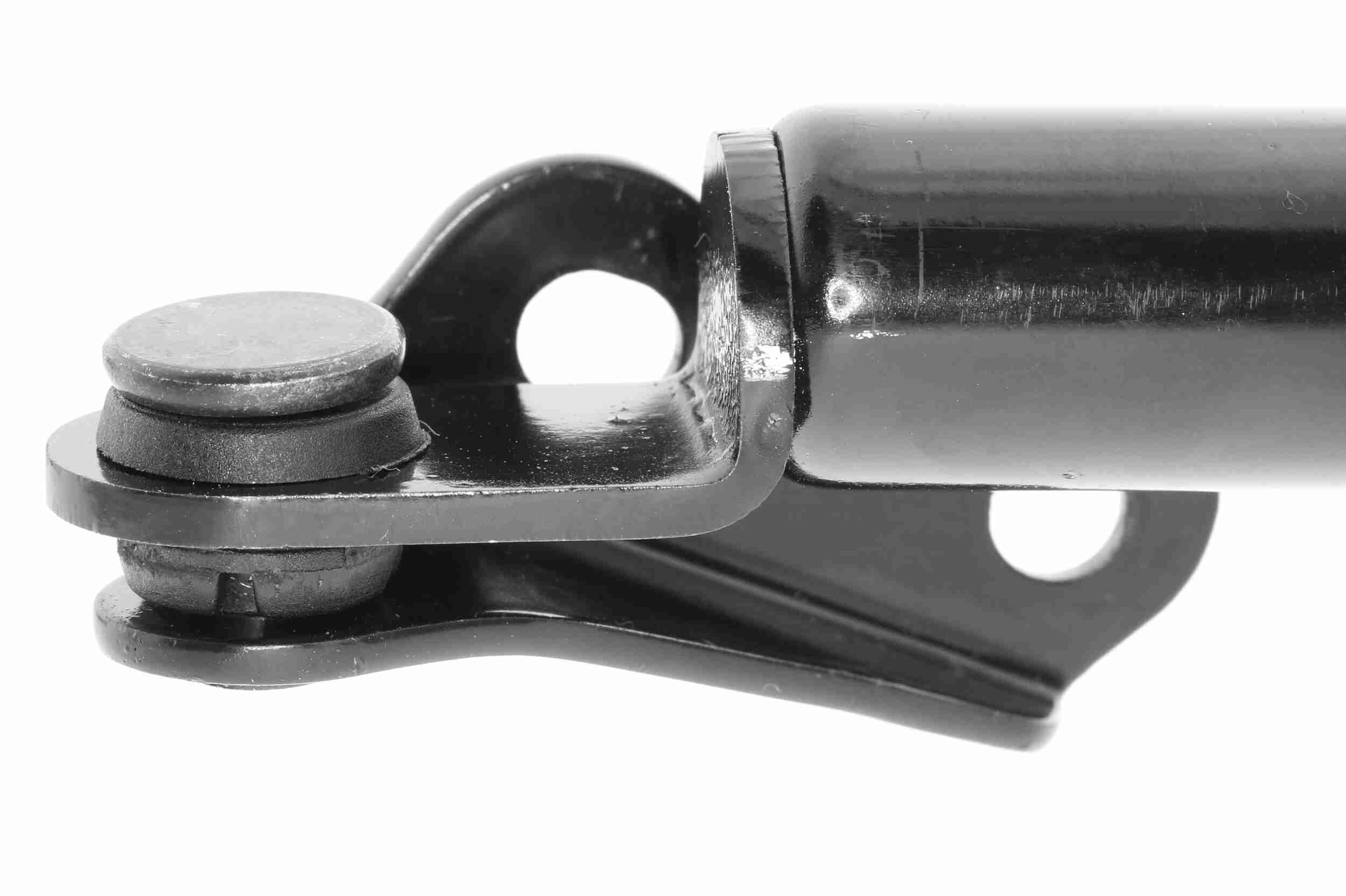 Vaico Gasveer, kofferruimte V70-0112