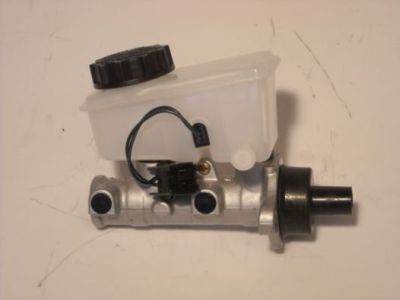 Aisin Hoofdremcilinder MZ-019