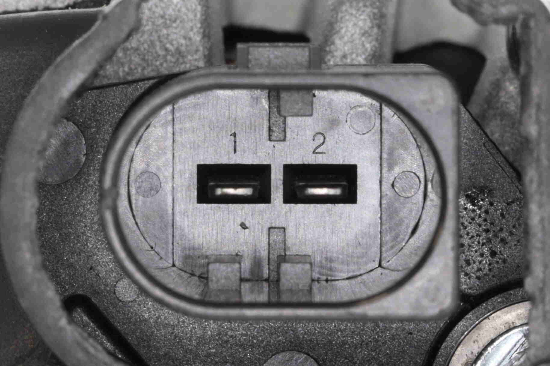 Vemo Alternator/Dynamo V10-13-50120