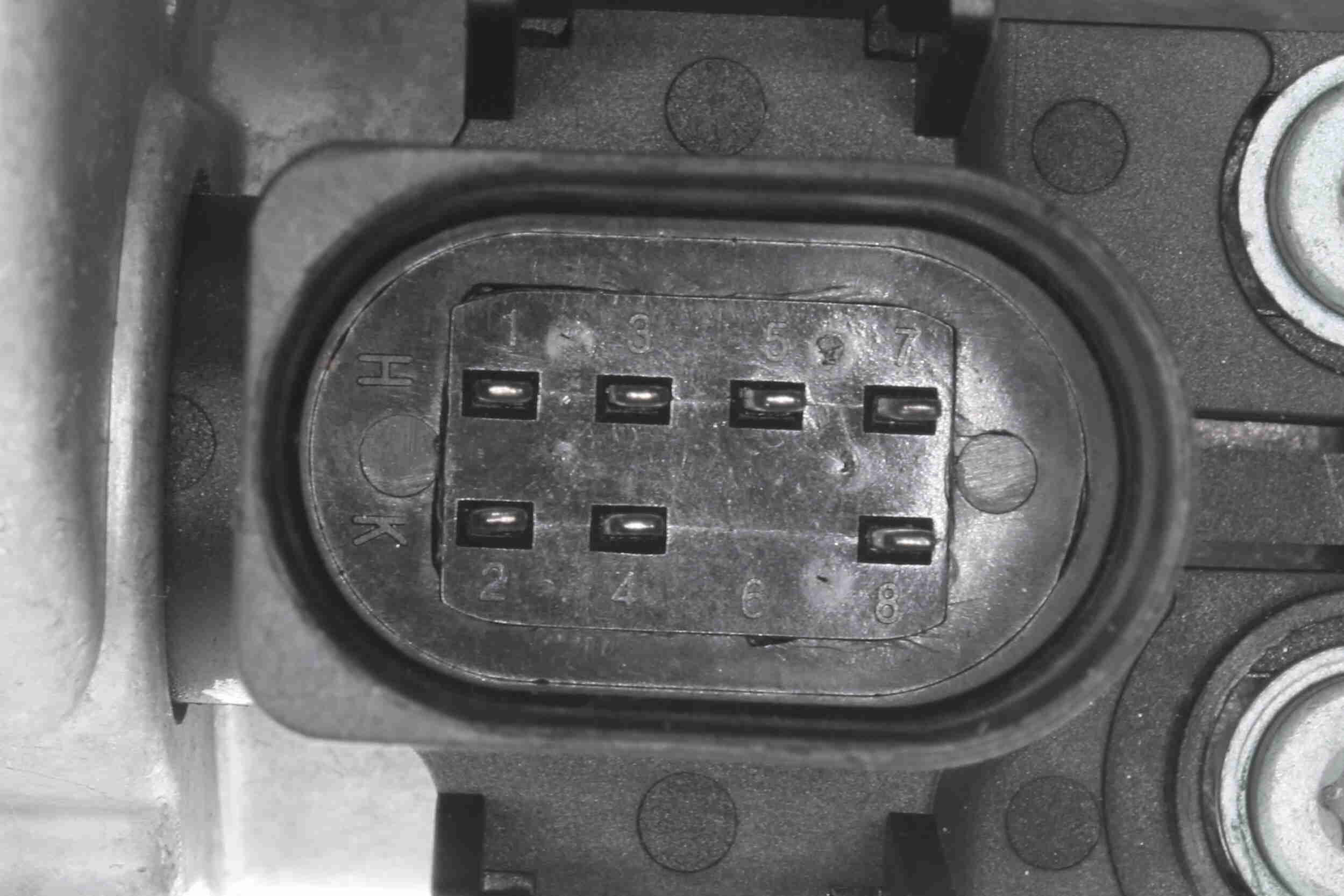 Vemo Gasklephuis V10-81-0102
