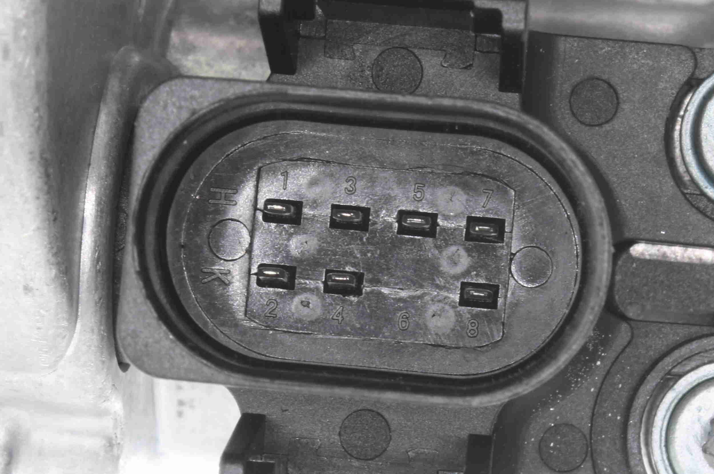 Vemo Gasklephuis V10-81-0103