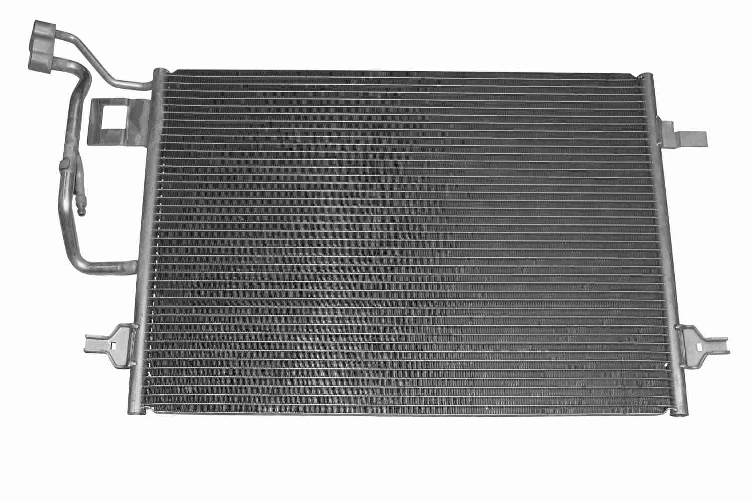 Airco condensor Vemo V15-62-1007