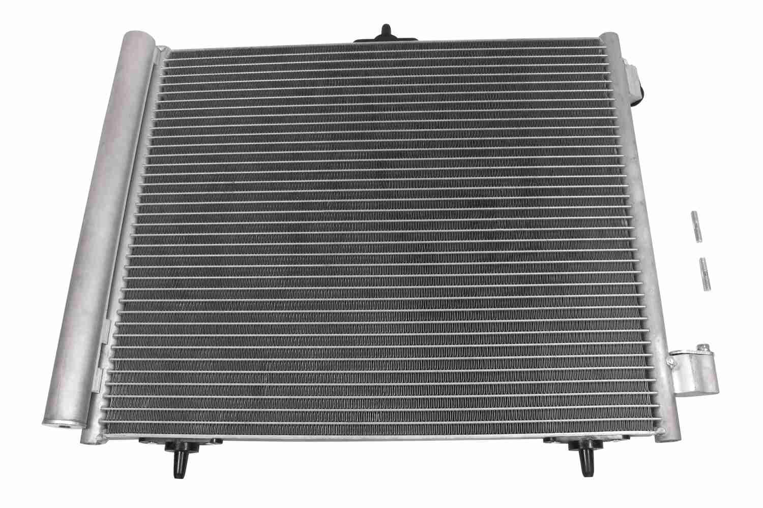 Airco condensor Vemo V22-62-0002